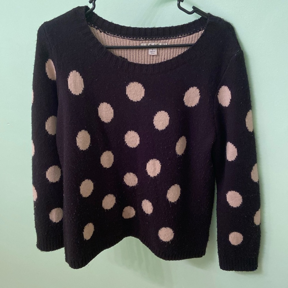 Black sweater with tan colored pock dots